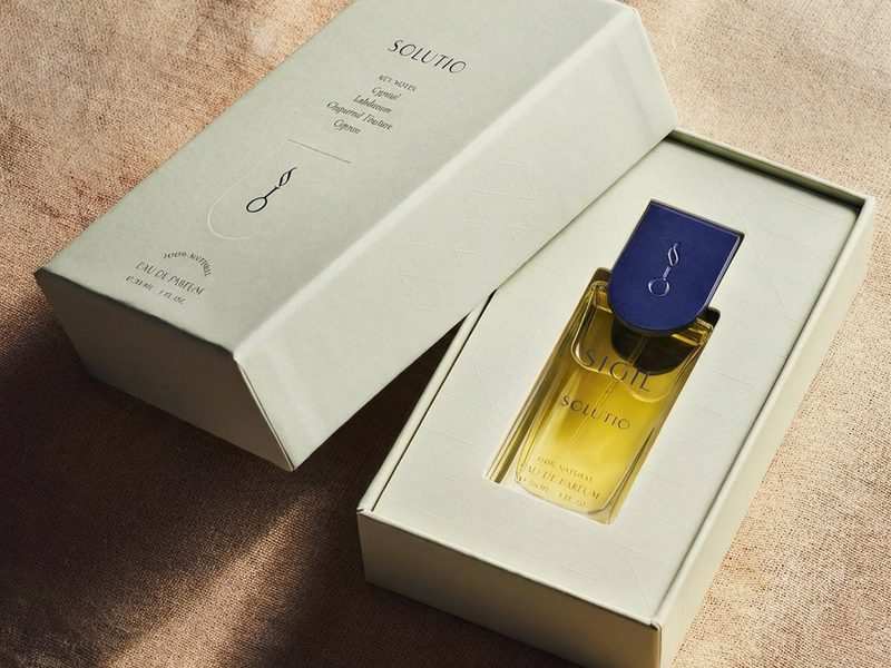 Caixa cartonada para perfume